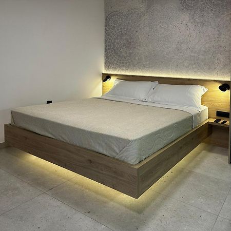 Studio Apartments Lace Novalja Εξωτερικό φωτογραφία