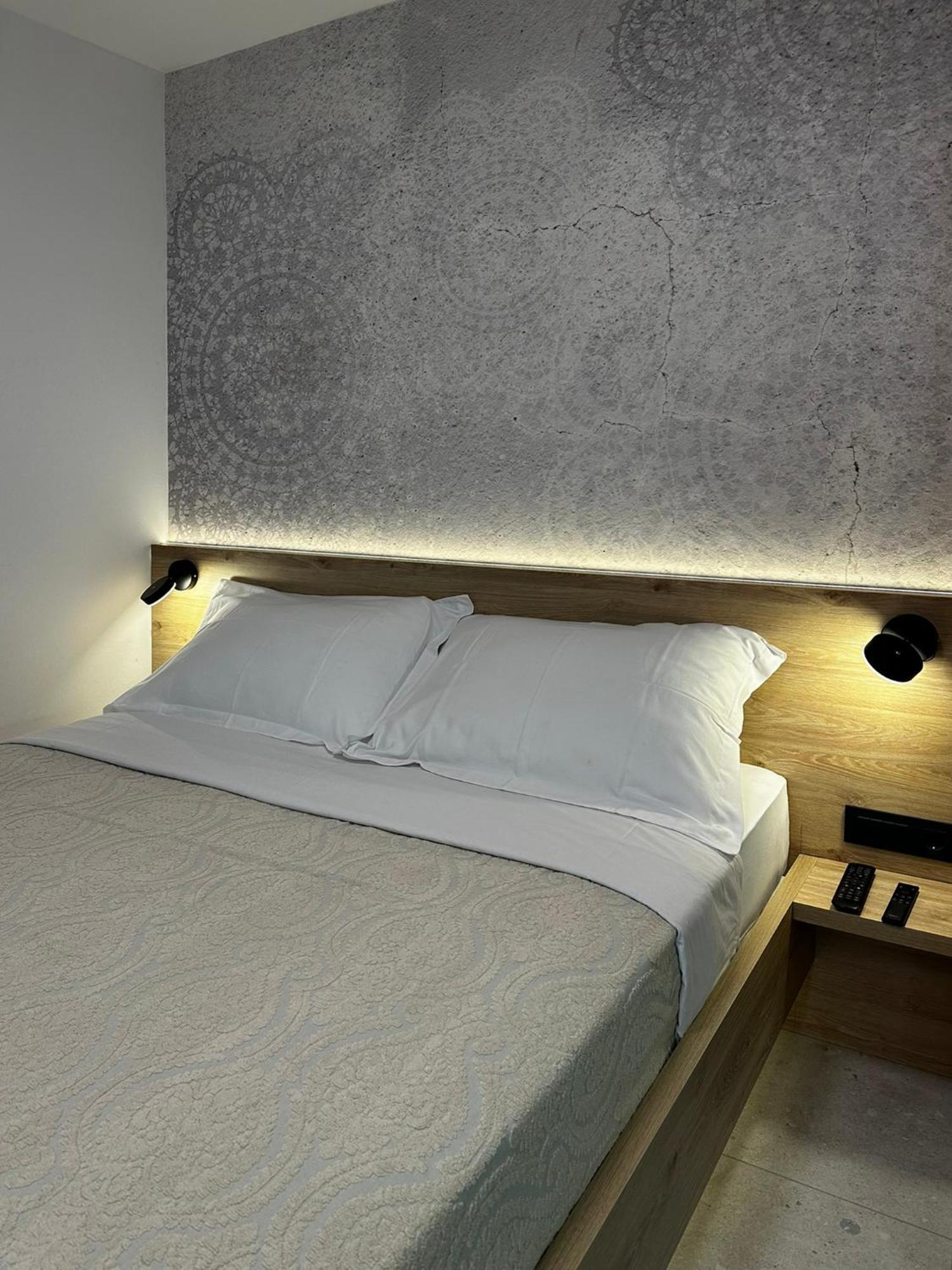 Studio Apartments Lace Novalja Εξωτερικό φωτογραφία