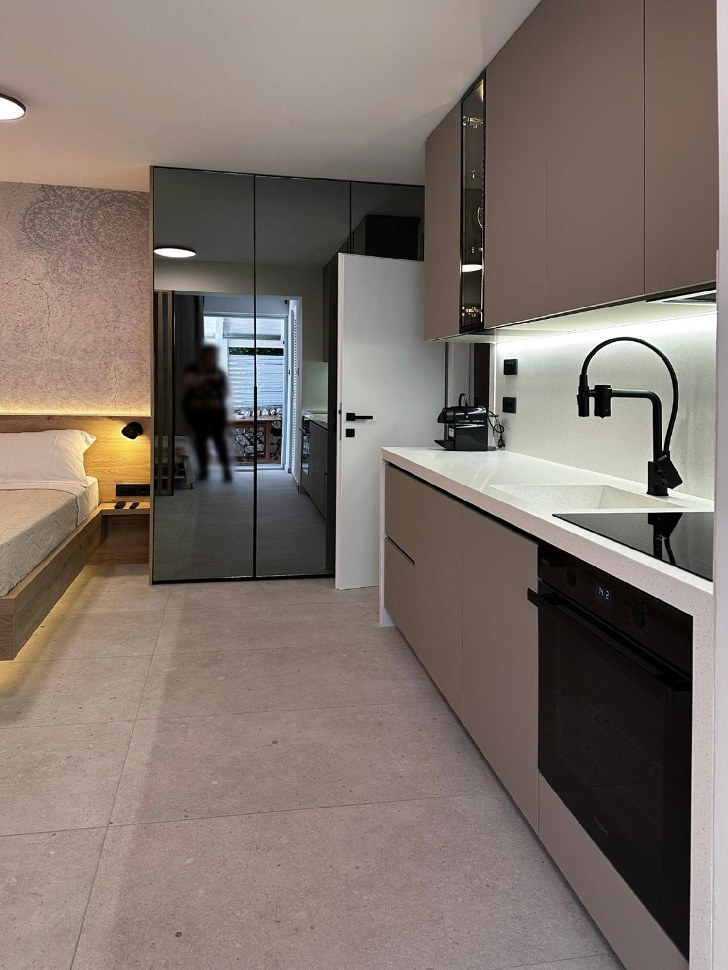 Studio Apartments Lace Novalja Εξωτερικό φωτογραφία