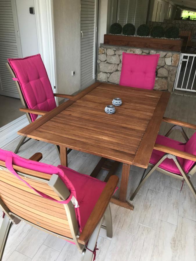 Studio Apartments Lace Novalja Εξωτερικό φωτογραφία